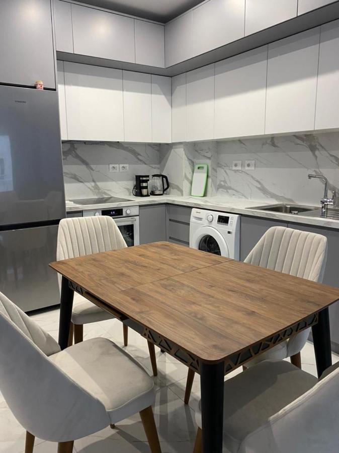 Bmb Apartament Дуррес Екстер'єр фото